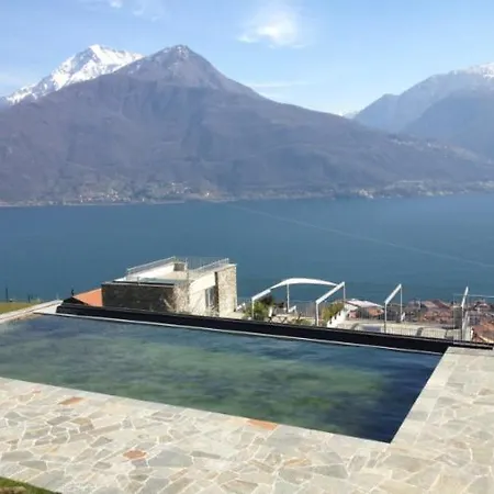 Sleeps 4 Pool Air Con *
