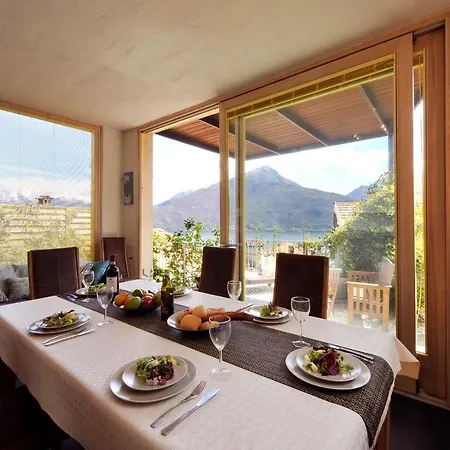 Sleeps 4 Pool Air Con Lejlighed